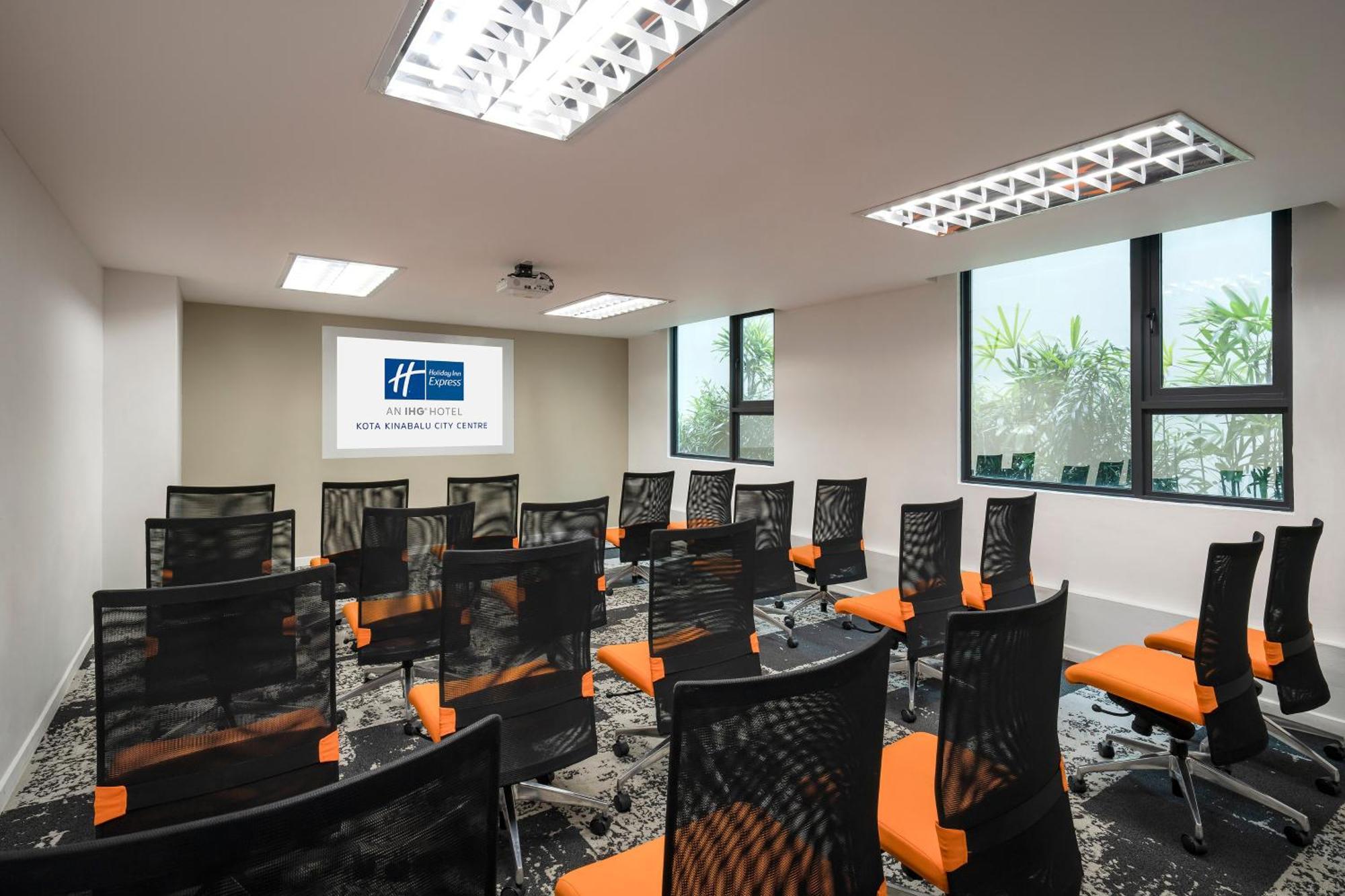 Holiday Inn Express Kota Kinabalu City Centre By Ihg Exteriér fotografie